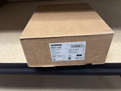 3 x   in box  Siemens 3NE3 225 3NE3225 Fuse New 200A 1000V  NEW IN BOX
